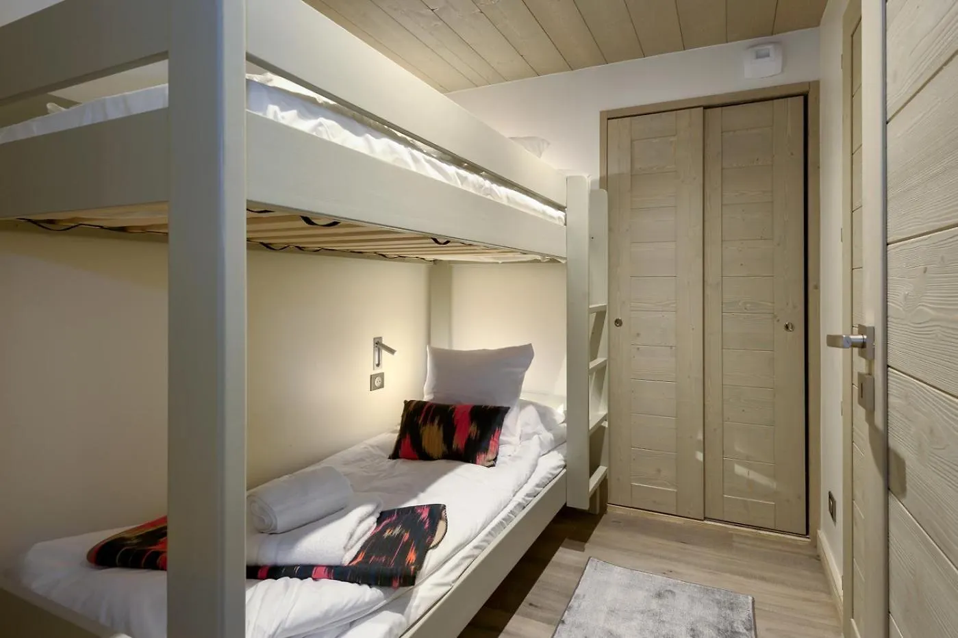 Le C By Alpine Resorts كورشوفيل